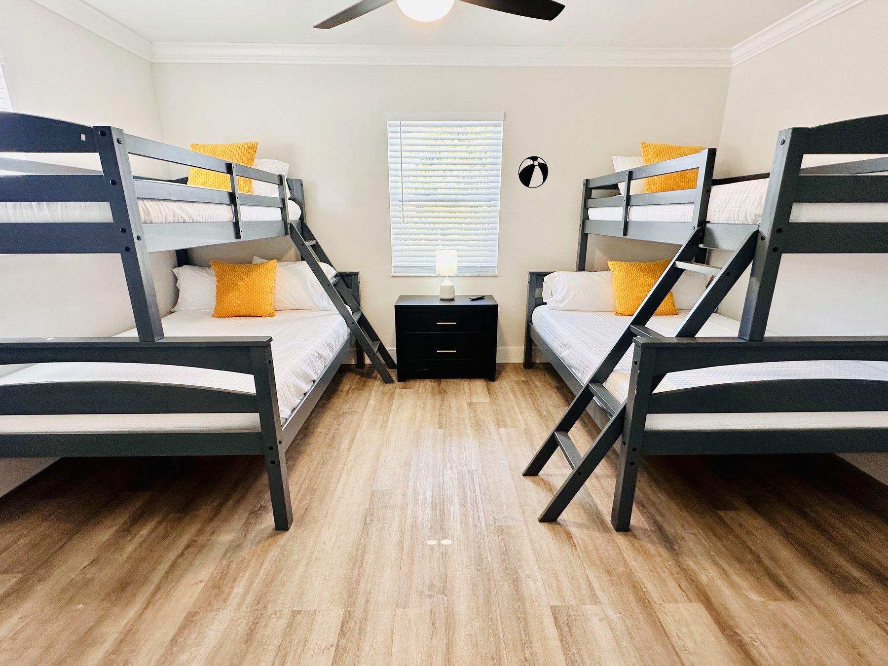 St Pete 4 bed photo 8